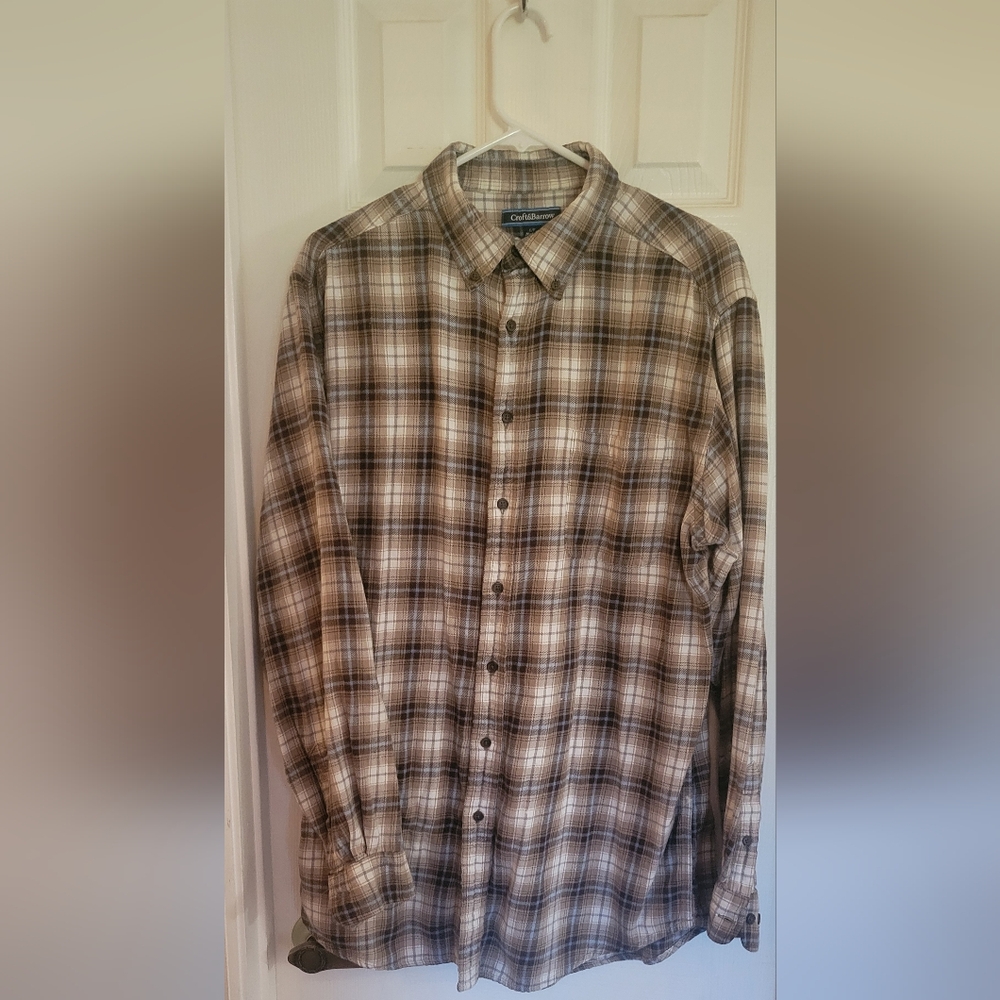 Men's flannel shirt